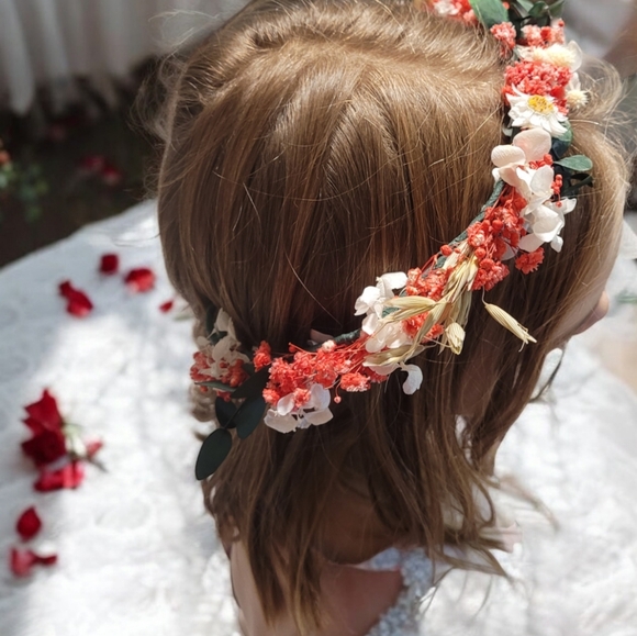 Red and White Natural Hair Crown - Picture 5 of 6